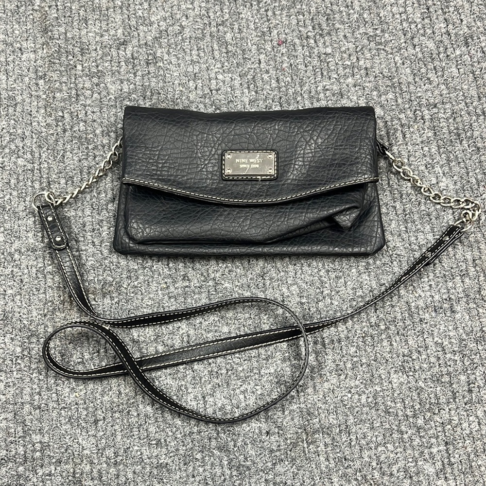 Nine West Leather Cross Body Bag (2965)